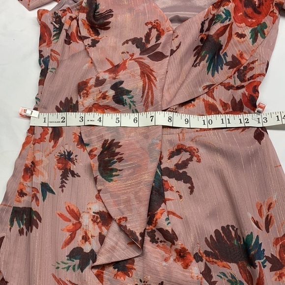 Revolve Lovers and Friends Stacy Midi Dress Size XS Colour Pink Holiday Floral - Picture 7 of 12